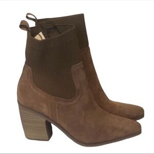 Universal Thread Women's Kinley Cognac Ankle Boots  Size 9.5